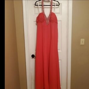 Faviana Women's Halter Sequin Formal Gown, Mother Of the Bride/Son Gown, Prom